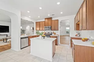 116 Kyndals Meadow Cove, Georgetown, TX 78628 - Photo 6