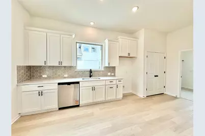 580 Treadwell Lane, Kyle, TX 78640 - Photo 6