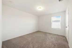 132 Joe Kidd Ln NW, Jarrell, TX 76537 - Photo 32