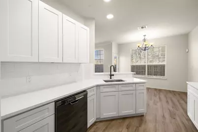 2632 Century Park Boulevard #18, Austin, TX 78727 - Photo 10