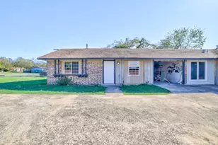 205 Liverpool Dr, Austin, TX 78745 - Photo 2