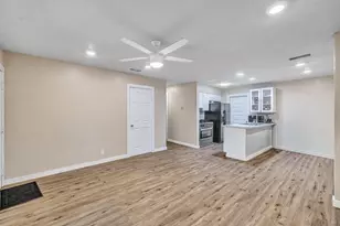 205 Liverpool Dr, Austin, TX 78745 - Photo 4