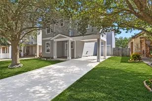 13521 Sea Biscuit Dr, Del Valle, TX 78617 - Photo 2