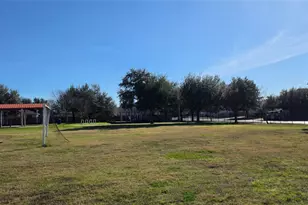 204 Quail Hollow Dr, Hutto, TX 78634 - Photo 24