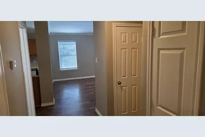 204 Quail Hollow Drive, Hutto, TX 78634 - Photo 14