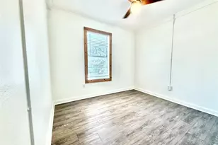 1203 Olander St, Austin, TX 78702 - Photo 8