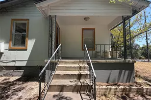 1203 Olander St, Austin, TX 78702 - Photo 12