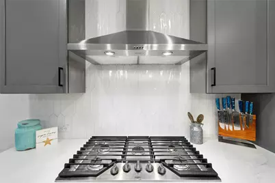 136 Banyon Drive, Liberty Hill, TX 78642 - Photo 18