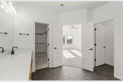 121 Keswick Street, Liberty Hill, TX 78642 - Photo 18