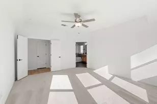 121 Keswick St, Liberty Hill, TX 78642 - Photo 12