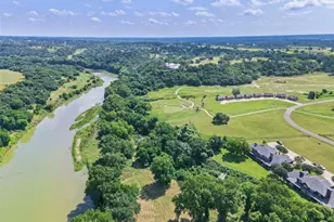 539 Colovista Pkwy, Bastrop, TX 78602 - Photo 1