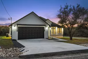 137 Granitecastle Dr, Granite Shoals, TX 78654 - Photo 4