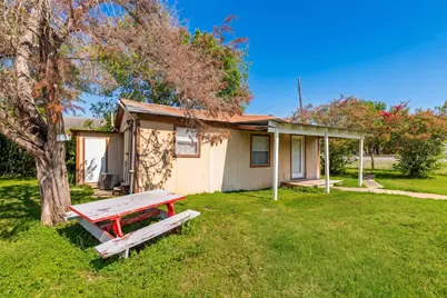 310 E Parsons Street, Manor, TX 78653 - Photo 2