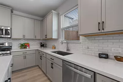 13506 Grand Central Drive, Pflugerville, TX 78660 - Photo 12