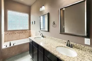 292 Cardinal Dr, Paige, TX 78659 - Photo 18