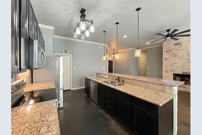 292 Cardinal Drive, Paige, TX 78659 - Photo 10