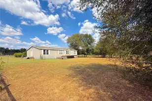 3063 Co Rd 484, Elgin, TX 78621 - Photo 2