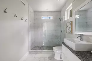 1604 Haskell St, Austin, TX 78702 - Photo 16