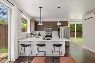 1604 Haskell St, Austin, TX 78702 - Photo 8