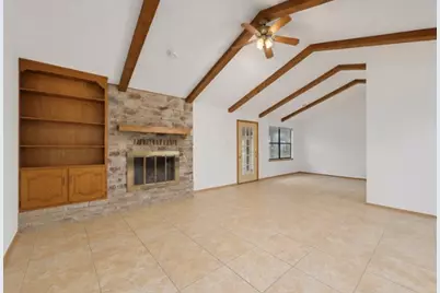 300 W Sequoia Spur, Georgetown, TX 78628 - Photo 4