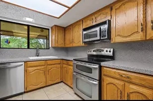 300 W Sequoia Spur, Georgetown, TX 78628 - Photo 2