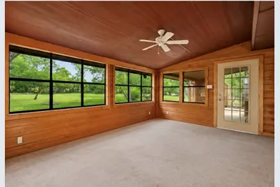 300 W Sequoia Spur, Georgetown, TX 78628 - Photo 8