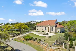 2180 La Ventana Pkwy, Driftwood, TX 78619 - Photo 2