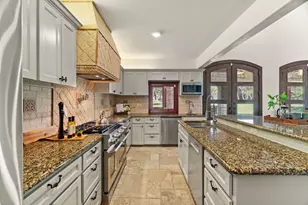 2180 La Ventana Pkwy, Driftwood, TX 78619 - Photo 10