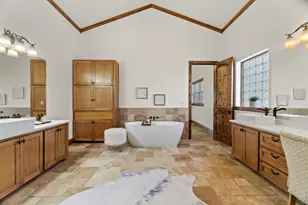 2180 La Ventana Pkwy, Driftwood, TX 78619 - Photo 18