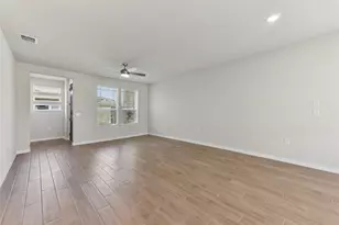 105 Antoinette Wy, San Marcos, TX 78666 - Photo 2
