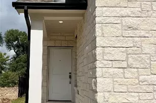 181 Soldier St, Kyle, TX 78640 - Photo 2