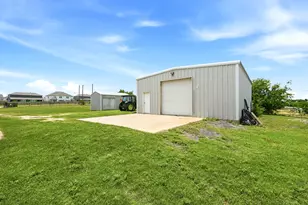701 Co Rd 107, Georgetown, TX 78626 - Photo 24