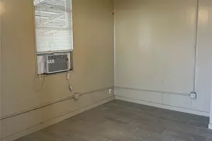 906 Haysel St, Bastrop, TX 78602 - Photo 10