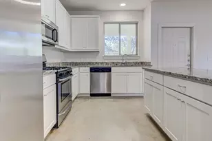 3301 Thomas Kincheon St, Austin, TX 78745 - Photo 10