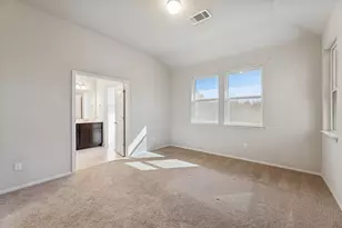 316 Insider Loop, Elgin, TX 78621 - Photo 14