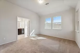 316 Insider Loop, Elgin, TX 78621 - Photo 14