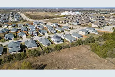 316 Insider Loop, Elgin, TX 78621 - Photo 38