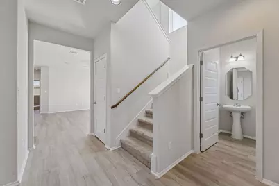 316 Insider Loop, Elgin, TX 78621 - Photo 4