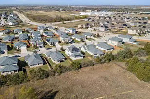 316 Insider Loop, Elgin, TX 78621 - Photo 38