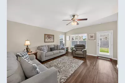 614 Lantana Avenue, Lockhart, TX 78644 - Photo 4