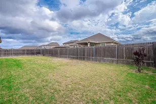 614 Lantana Ave, Lockhart, TX 78644 - Photo 26