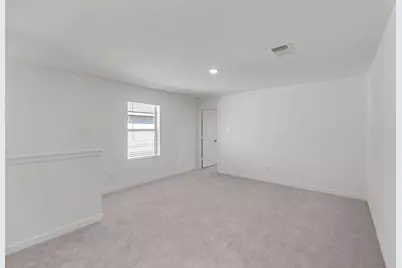 140 Green Berets Bend, Jarrell, TX 76537 - Photo 18