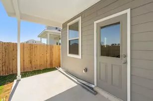 140 Green Berets Bnd, Jarrell, TX 76537 - Photo 22