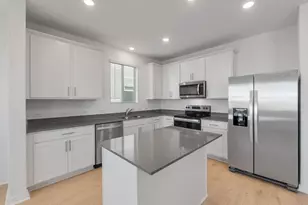 140 Green Berets Bnd, Jarrell, TX 76537 - Photo 8