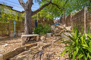 1006 Avondale Rd, Austin, TX 78704 - Photo 32