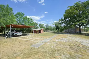 2481 Hwy 21 W, Dale, TX 78616 - Photo 36