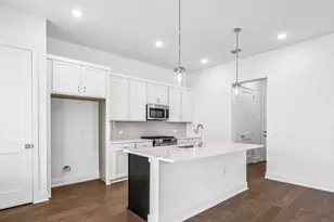 1414 Rambling Rose Rd, Austin, TX 78745 - Photo 4