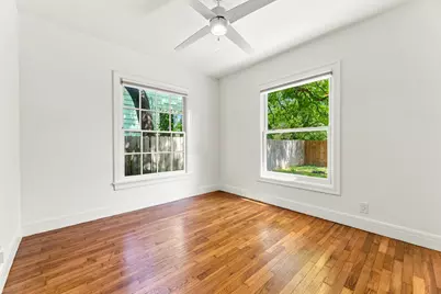811 E 45th Street, Austin, TX 78751 - Photo 12