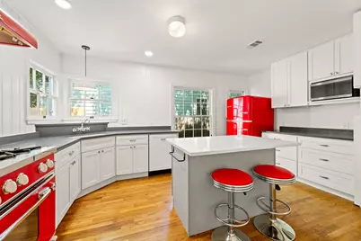 811 E 45th Street, Austin, TX 78751 - Photo 10