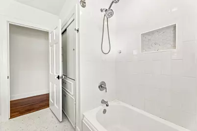 811 E 45th Street, Austin, TX 78751 - Photo 14